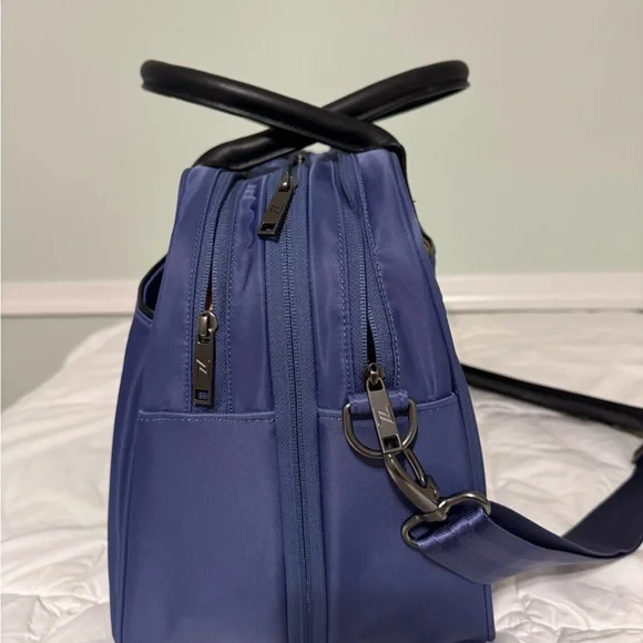 Nomad Lane Unisex Bento Bag in Dusk w/Toiletry bag and Tech Organizer - Picture 4 of 7